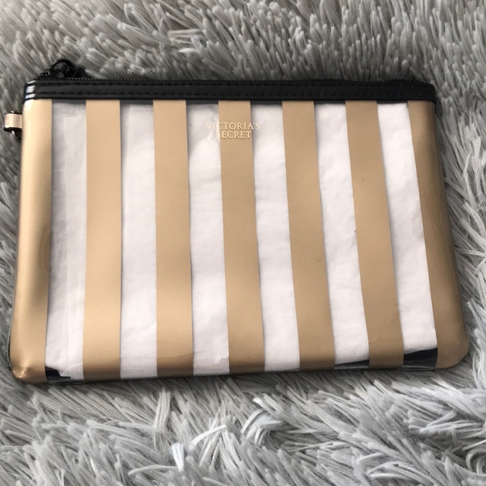 Cosmetics bag